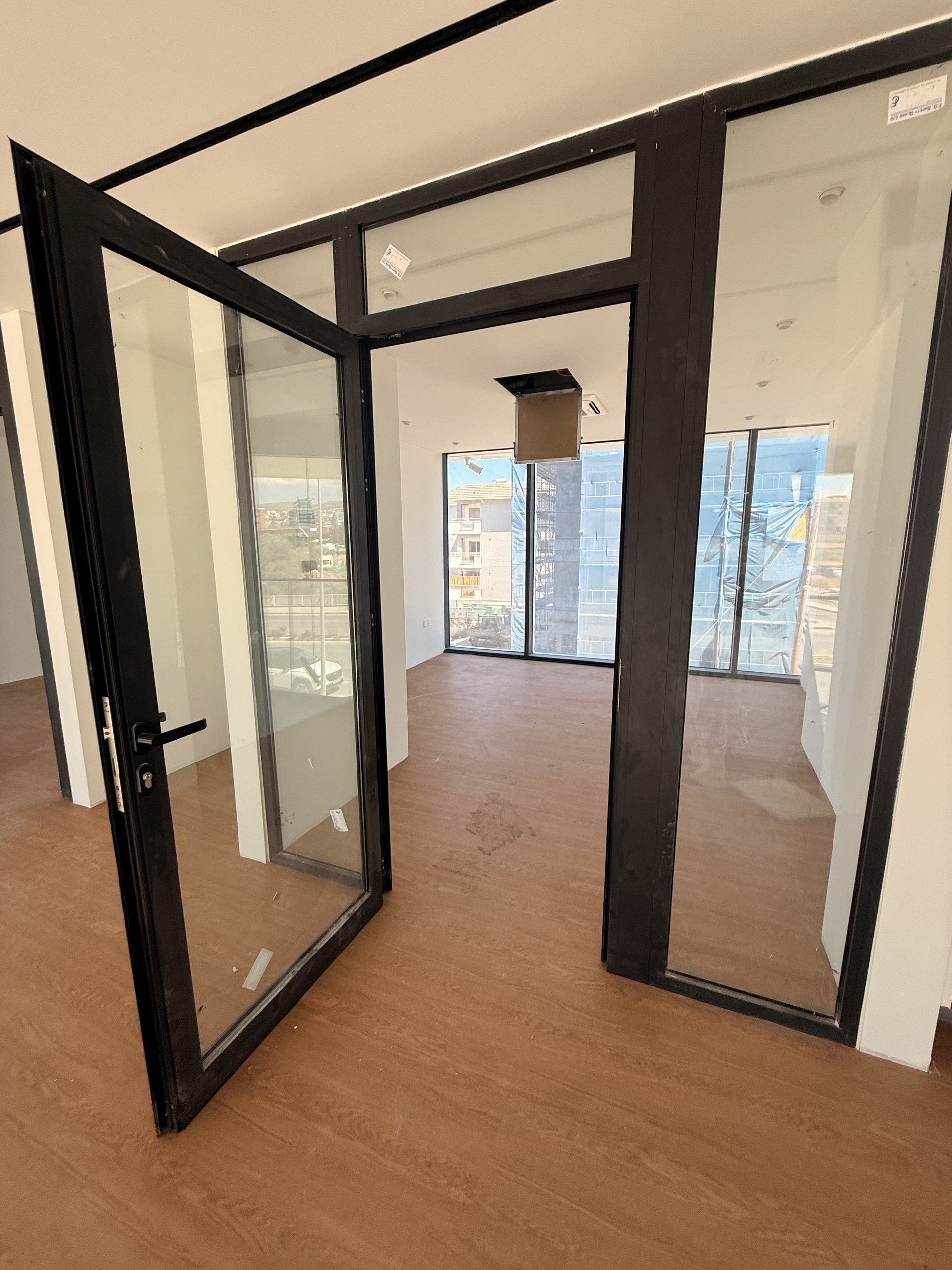 Ground Floor + Mezzanine in Mesa Geitonia, Limassol — photo 8