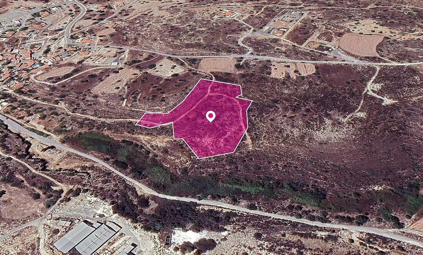 Agricultural Field in Tochni, Larnaca photo 2