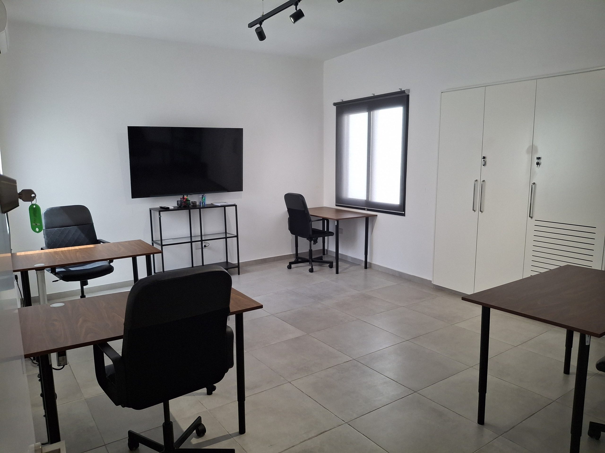 First Floor Office Block in Agia Zoni, Limassol photo 5