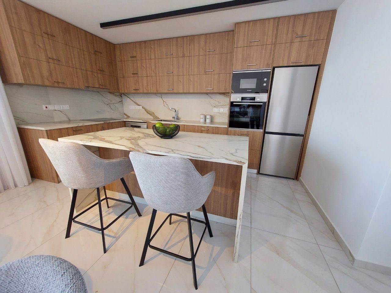 3 BR Penthouse in Mesa Geitonia, Limassol — photo 4