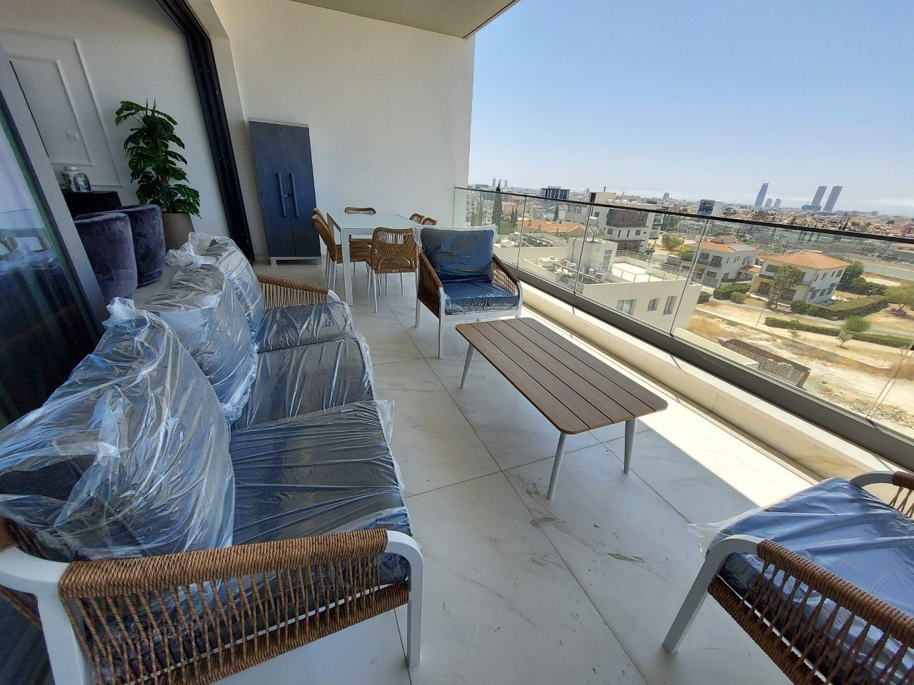3 BR Penthouse in Mesa Geitonia, Limassol photo 15