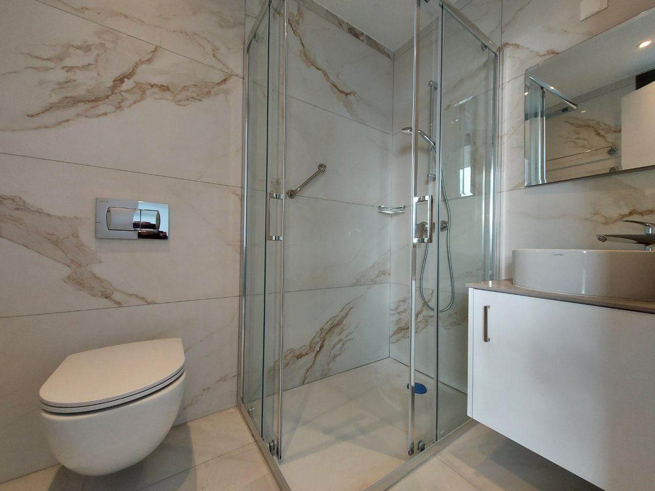 3 BR Penthouse in Mesa Geitonia, Limassol photo 13