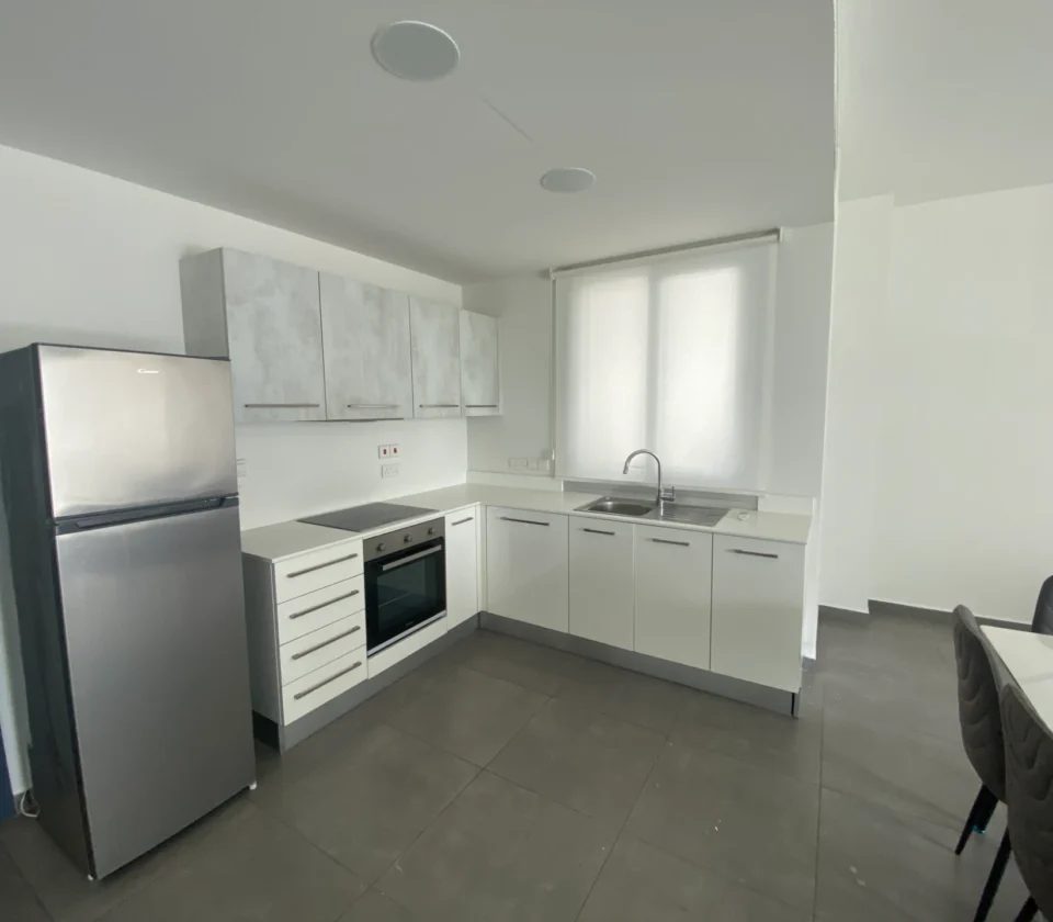 2 BR Apartment in Agios Spyridon, Limassol — photo 3