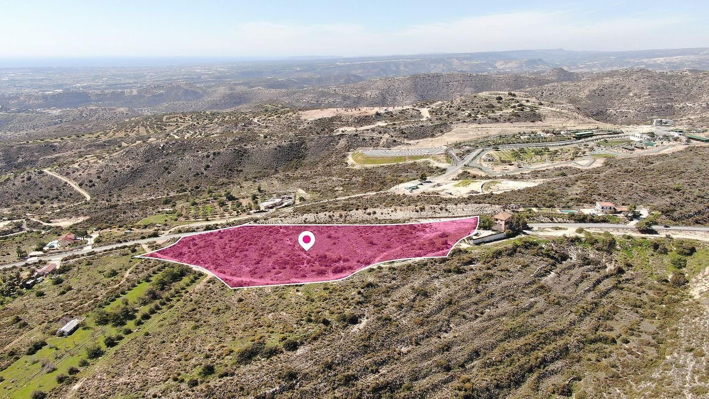(Share) Field in Ag. Athanasios Municipality, Limassol photo 4