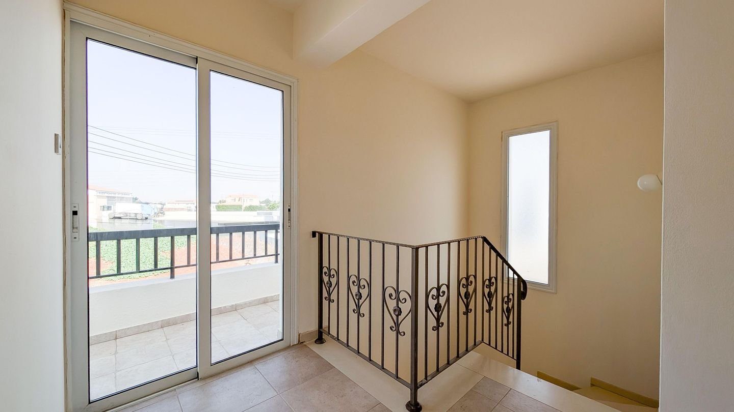 2 BR House in Xylofagou, Larnaca photo 7