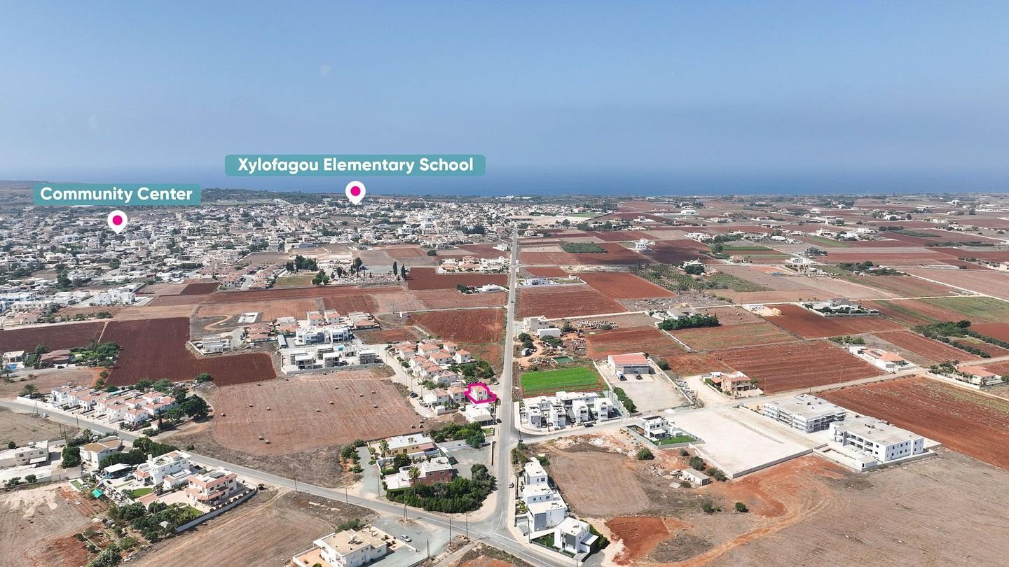 Two-bedroom house with swimming pool in Xylofagou, Larnaca photo 5