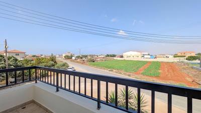 Two-bedroom house with swimming pool in Xylofagou, Larnaca thumbnail 13