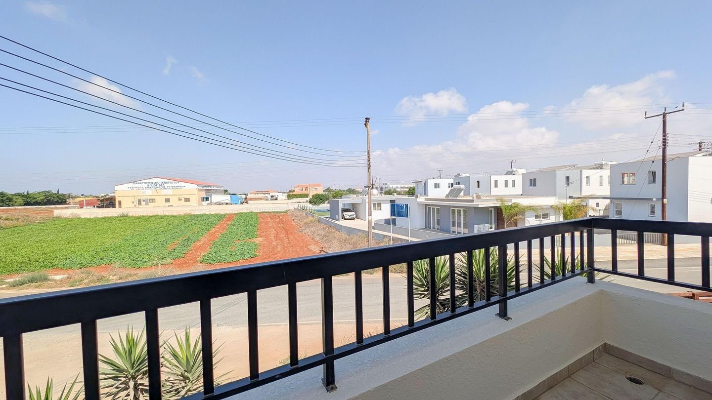 Two-bedroom house with swimming pool in Xylofagou, Larnaca photo 24