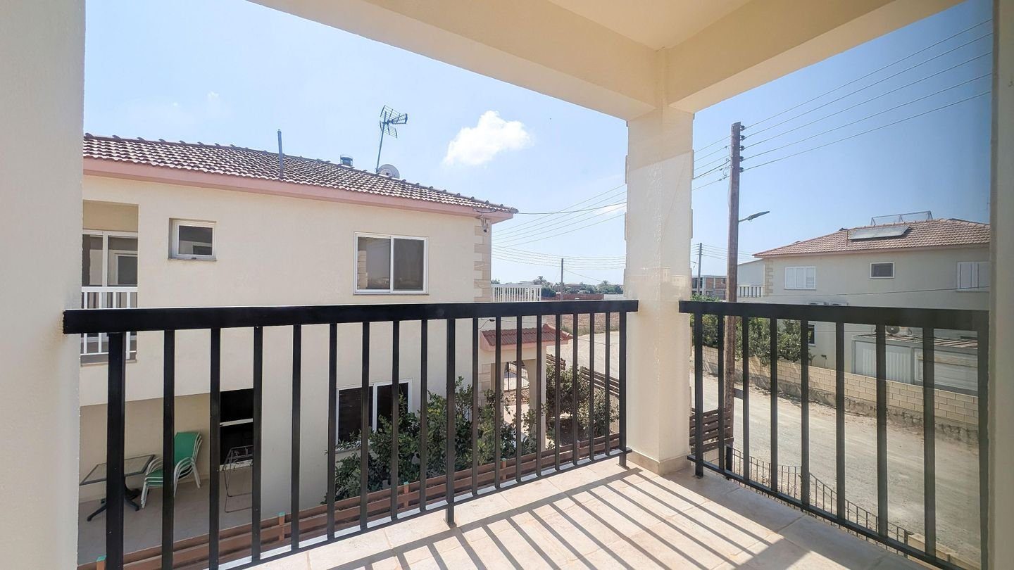 Two-bedroom house with swimming pool in Xylofagou, Larnaca photo 23
