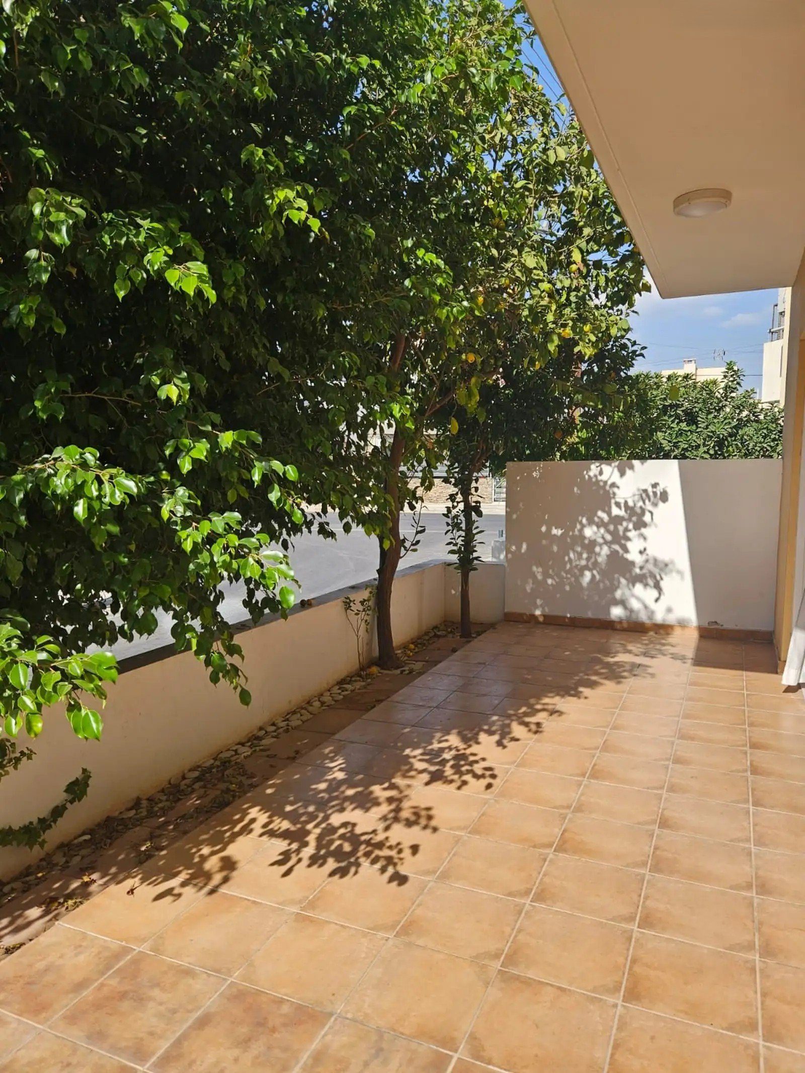 2 BR Apartment in Agios Spyridon, Limassol — photo 8