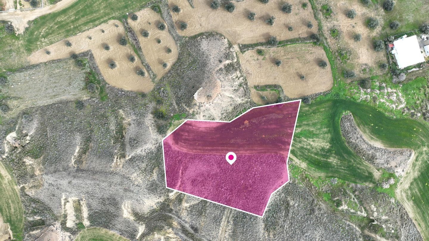 Residential field located in Tseri, Nicosia. photo 5