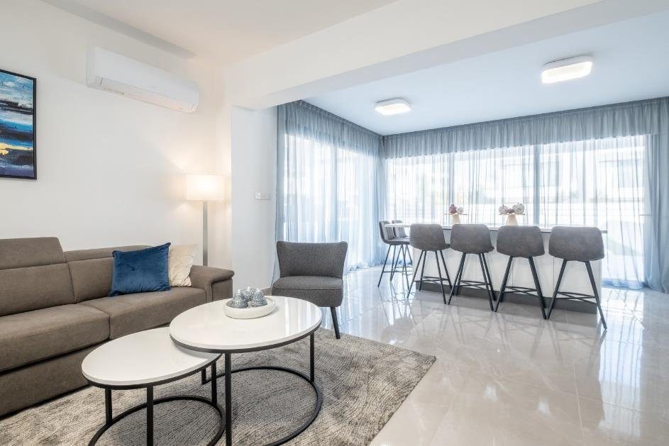 4 BR House in Oroklini, Larnaca photo 13