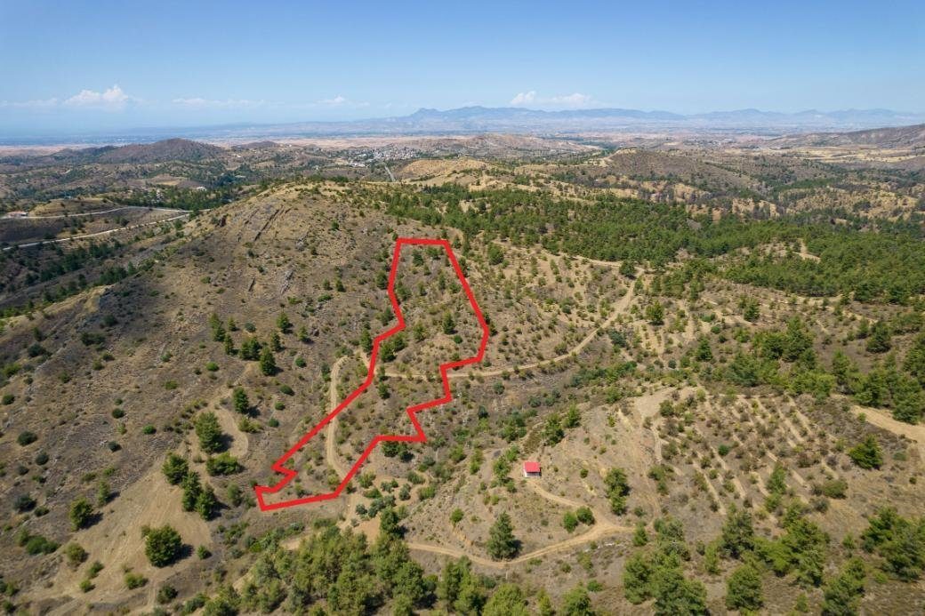Agricultural field in Xyliatos, Nicosia photo 1