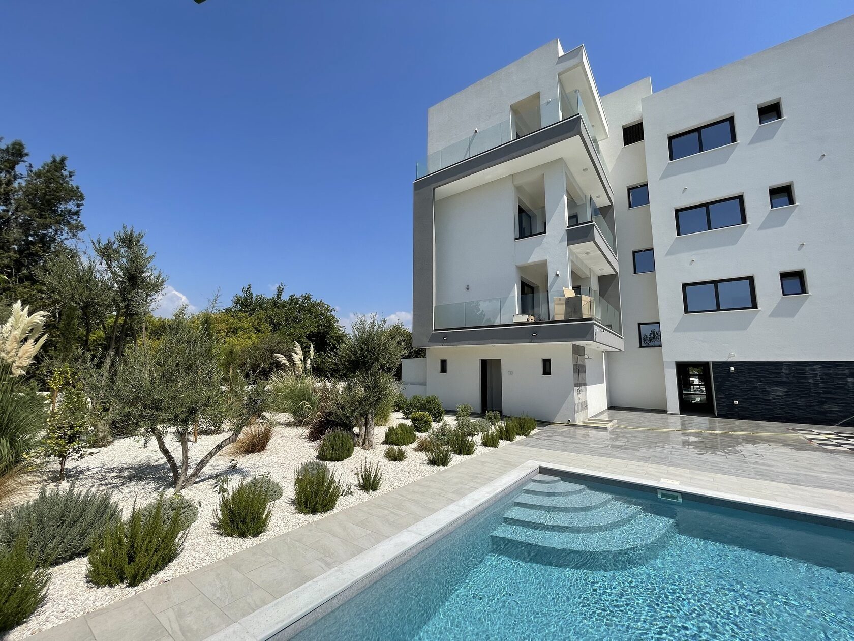 3 BR Apartment in Limassol photo 15