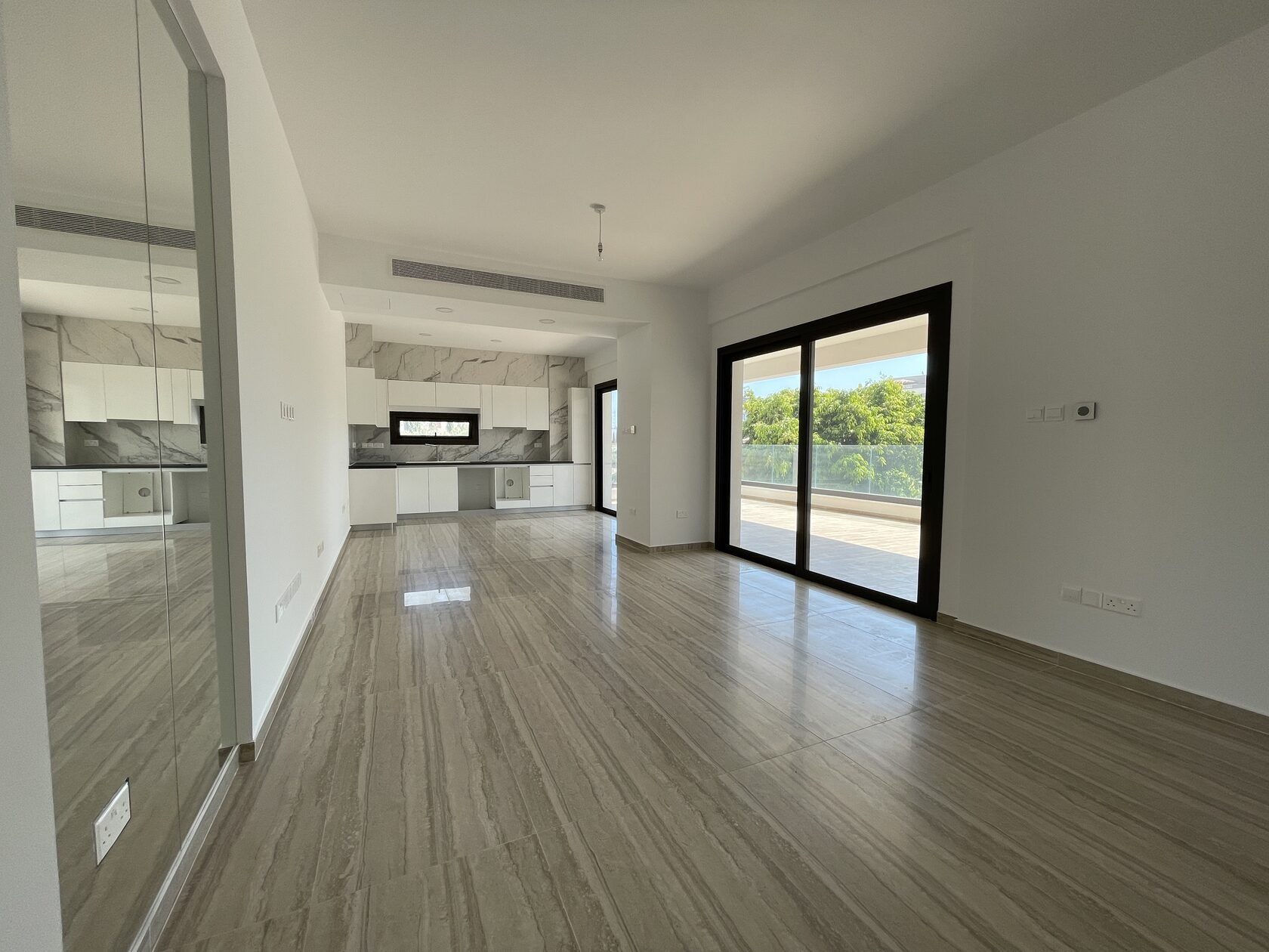 3 BR Apartment in Limassol photo 14