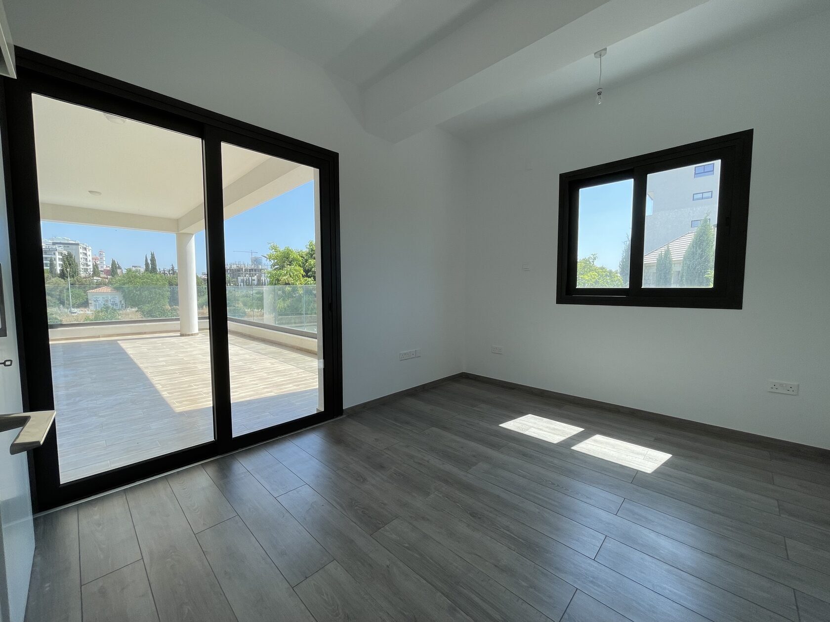 3 BR Apartment in Limassol photo 5