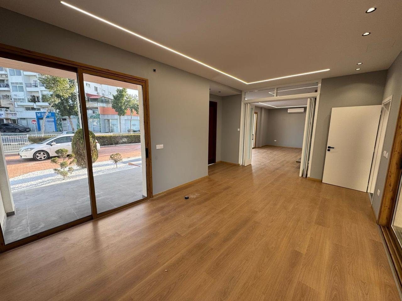 Fully renovated Office in Agios Georgios, Limassol — photo 6