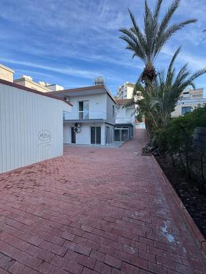 Fully renovated Office in Agios Georgios, Limassol thumbnail 27