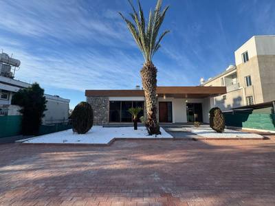 Fully renovated Office in Agios Georgios, Limassol thumbnail 22