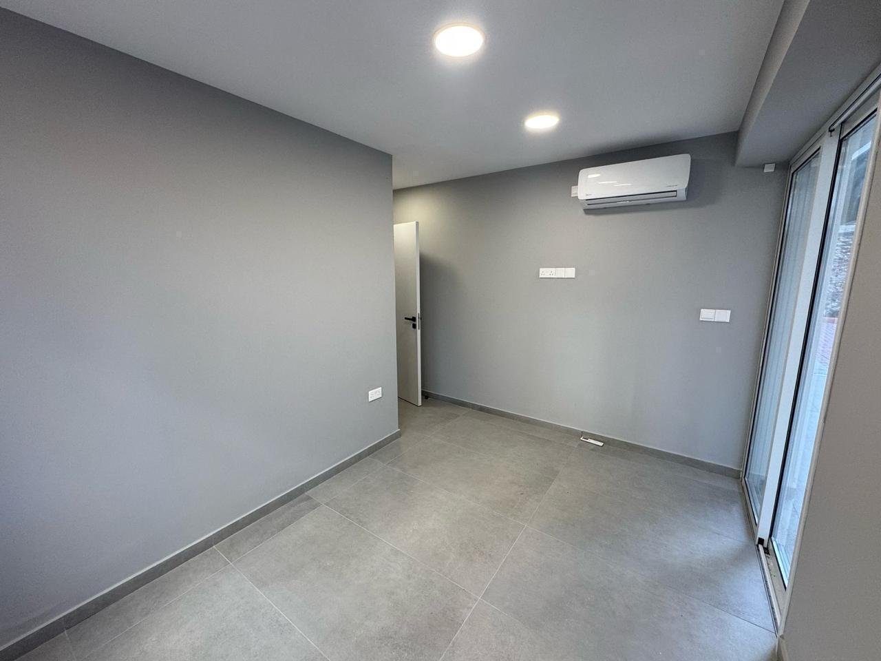 Fully renovated Office in Agios Georgios, Limassol photo 15