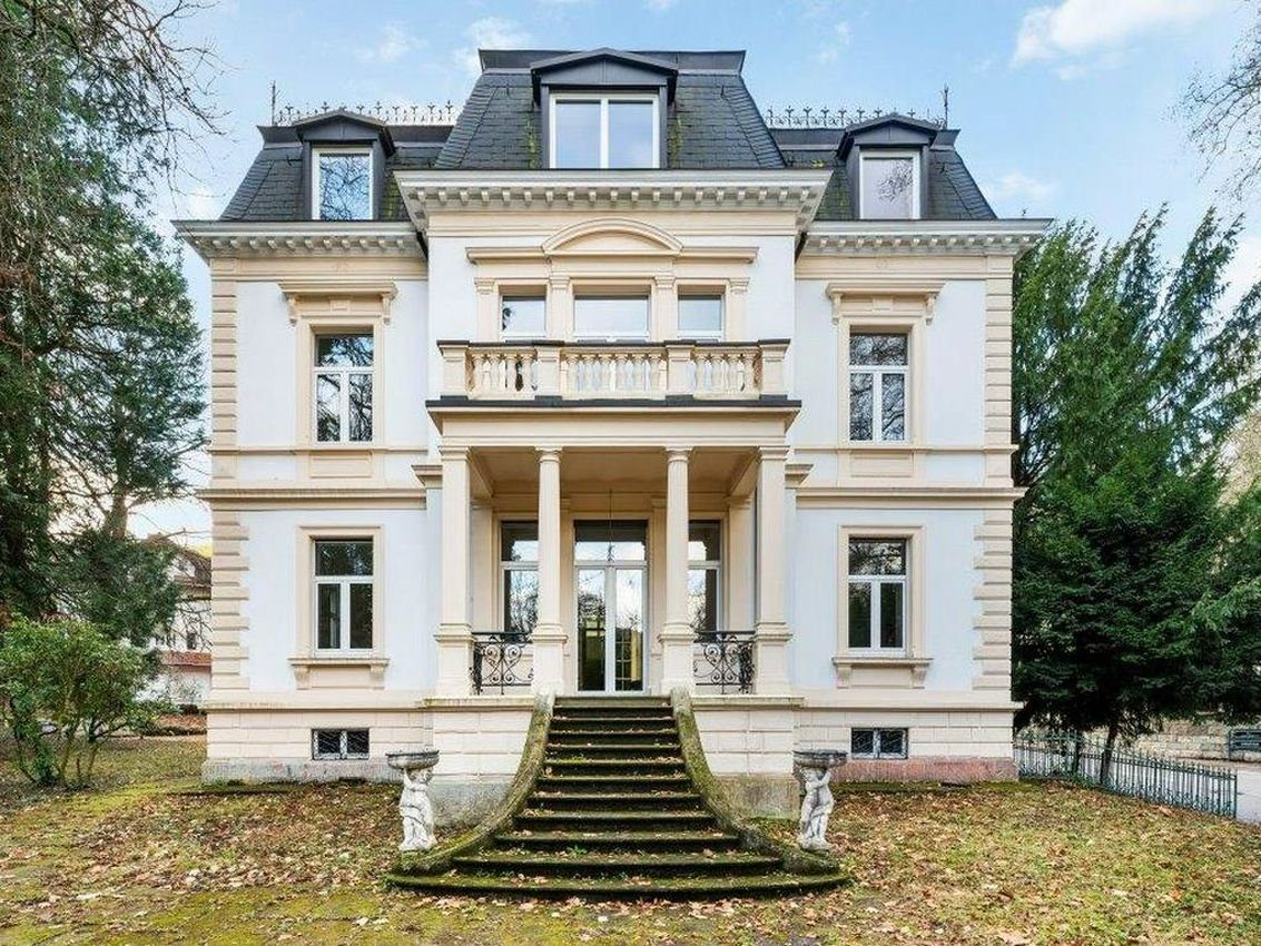 4 BR Unique Villa in Baden-Baden, Germany photo 2