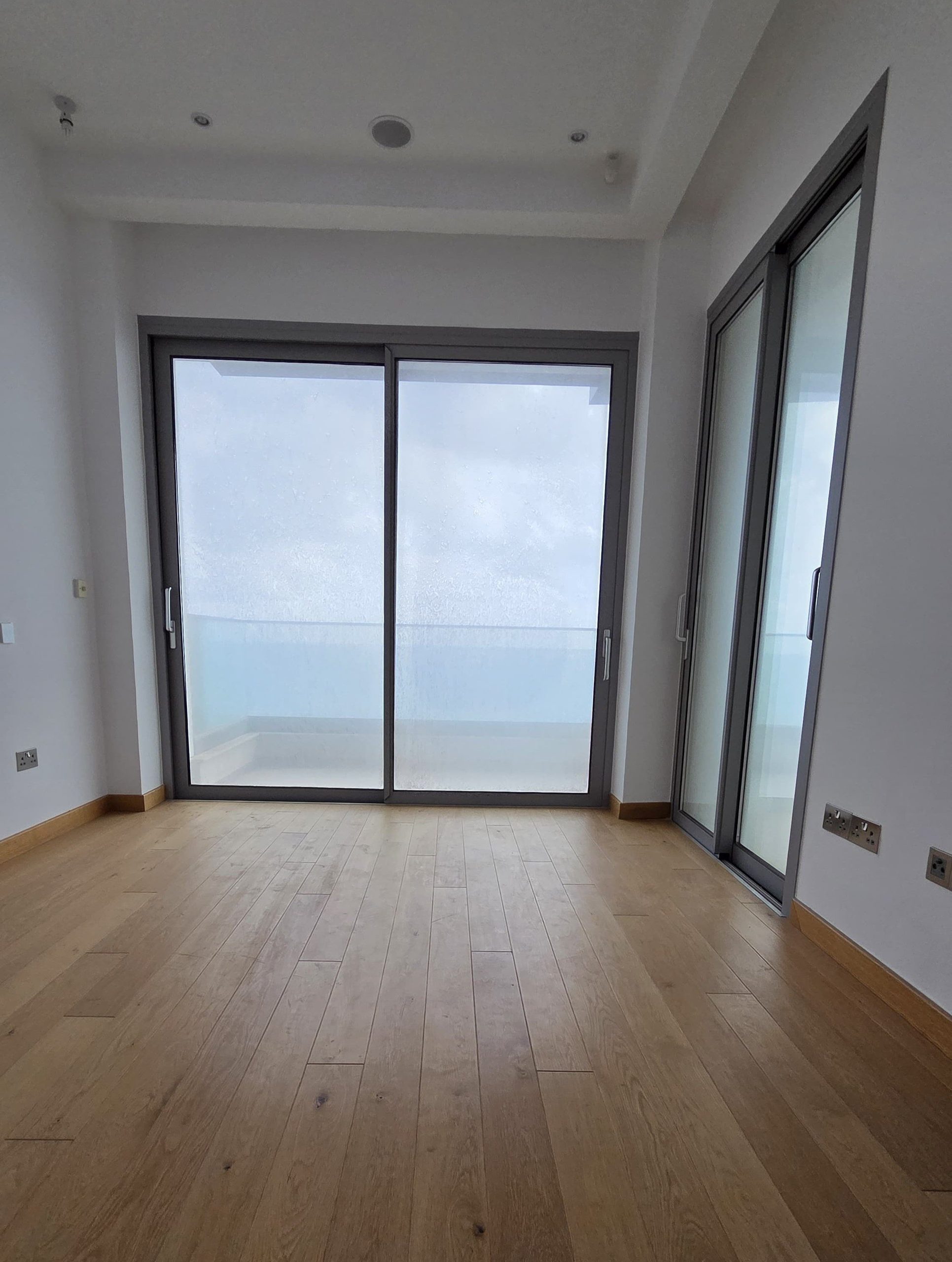 3 BR Apartment in Agios Tychonas, Limassol photo 6