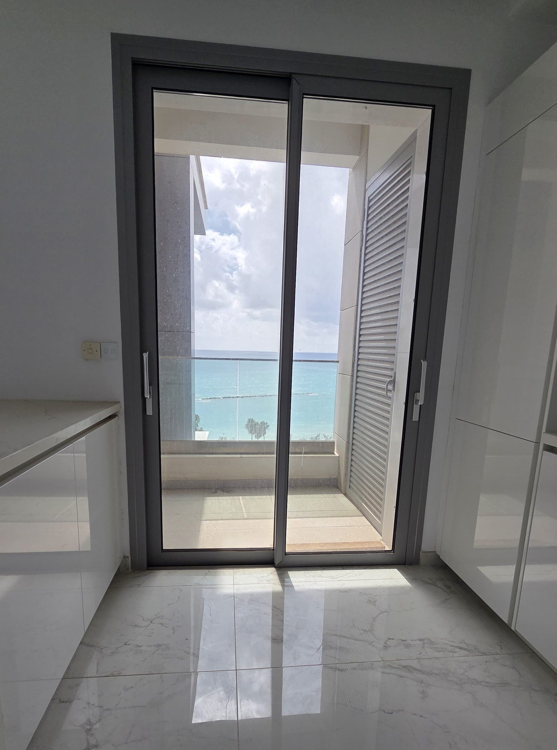 3 BR Apartment in Agios Tychonas, Limassol photo 4