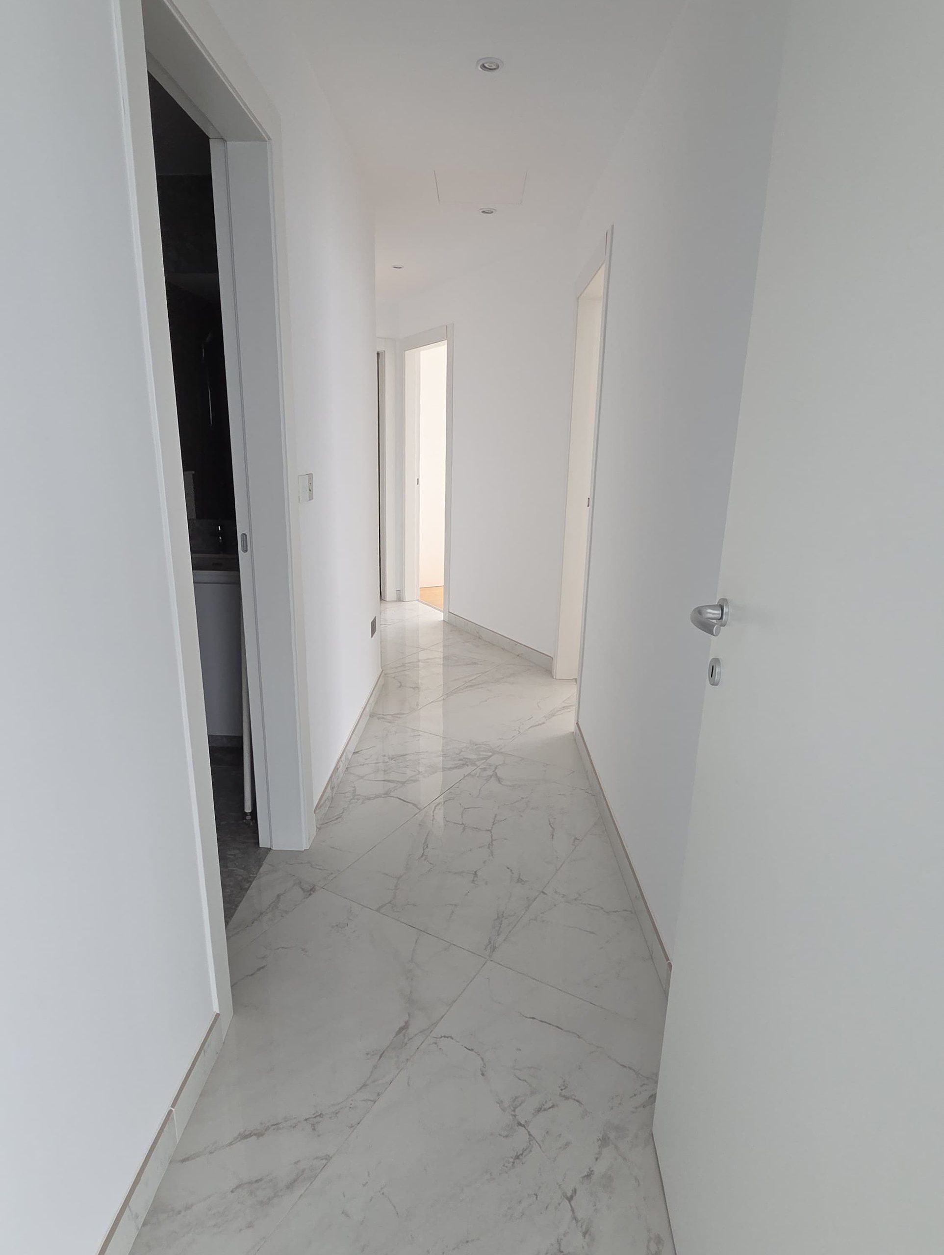 3 BR Apartment in Agios Tychonas, Limassol photo 9