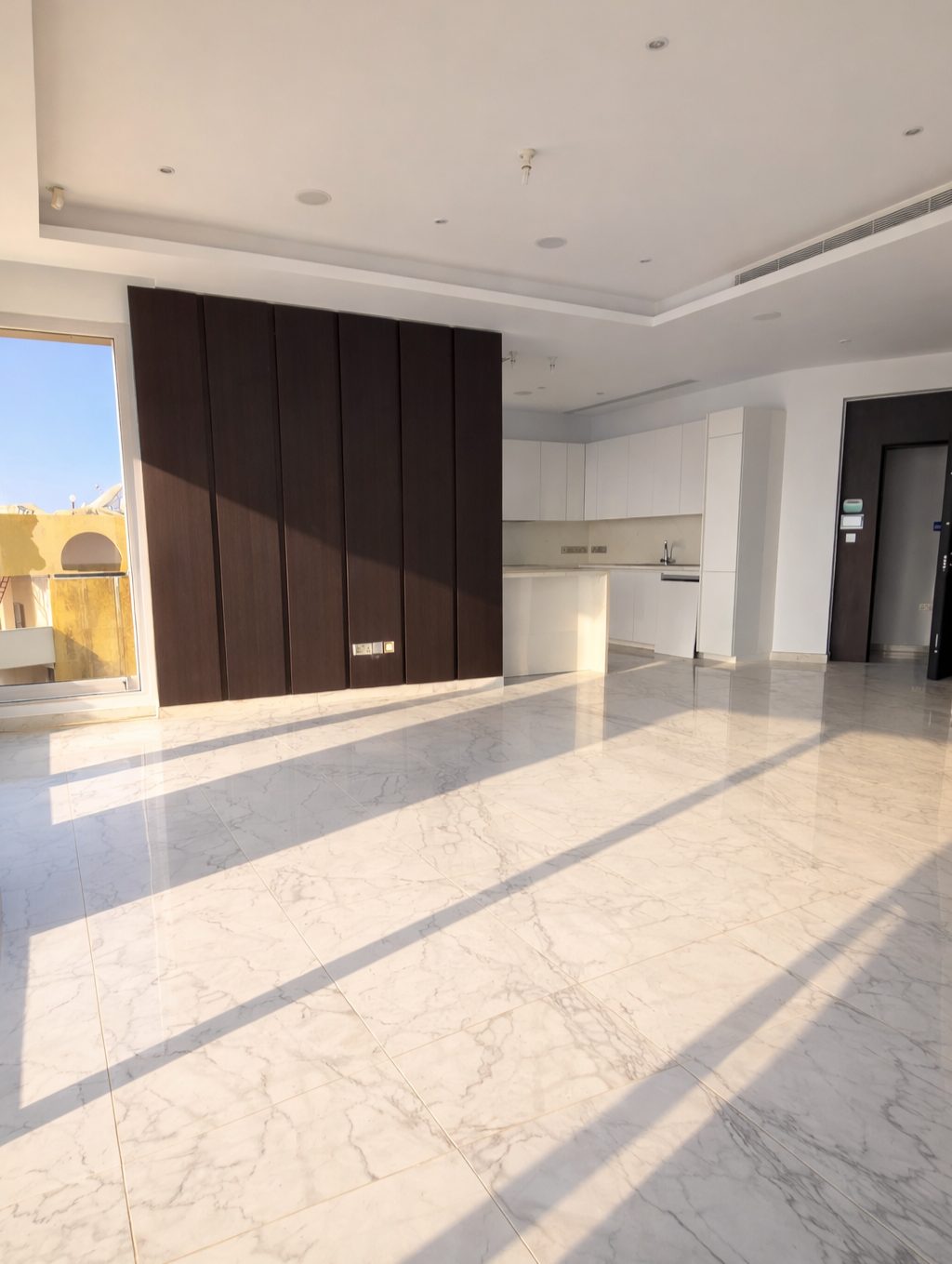 3 BR Apartment in Agios Tychonas, Limassol photo 1
