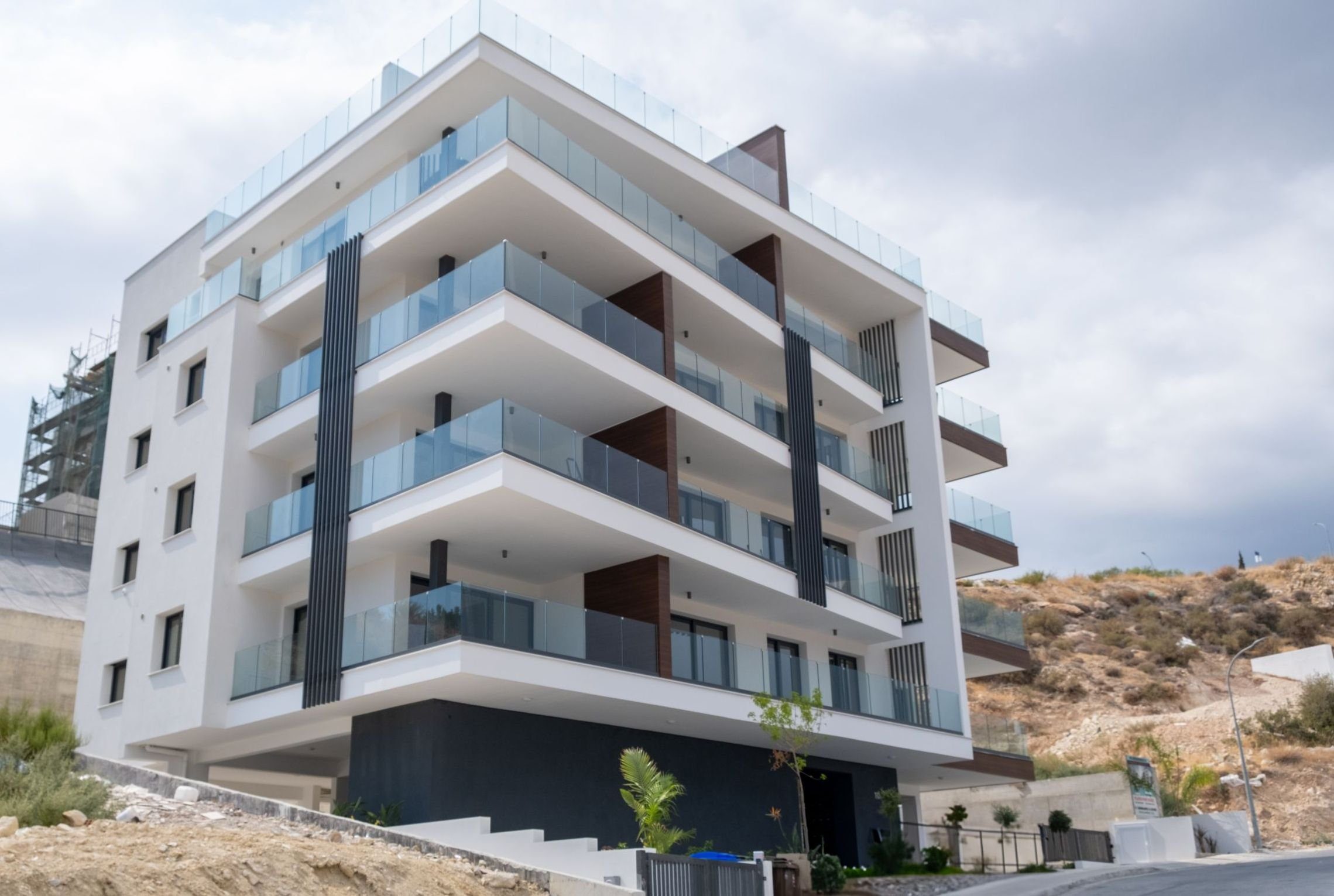2 BR Apartment in Germasogeia, Limassol photo 2