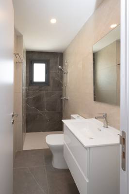 2 BR Apartment in Germasogeia, Limassol thumbnail 11