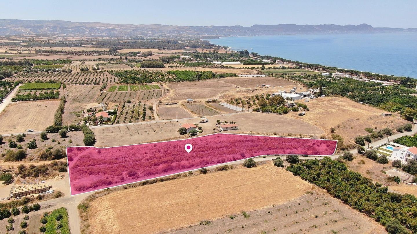 Field in Argaka, Paphos photo 2
