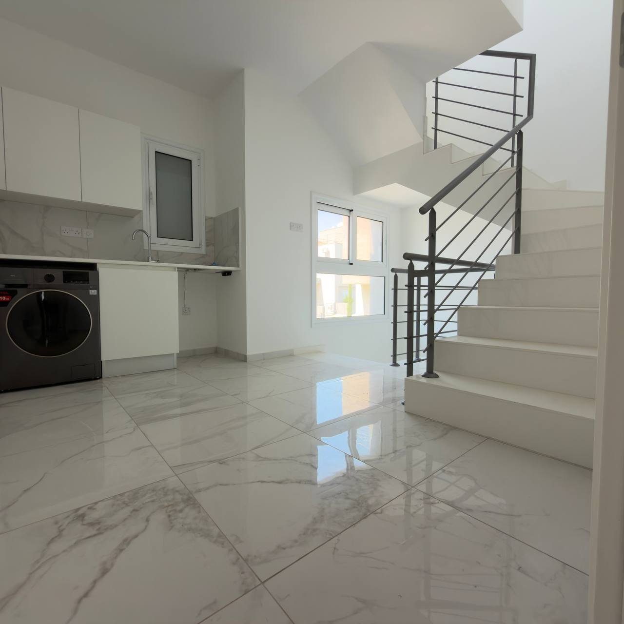 5 BR House in Potamos Germasogeias, Limassol photo 5