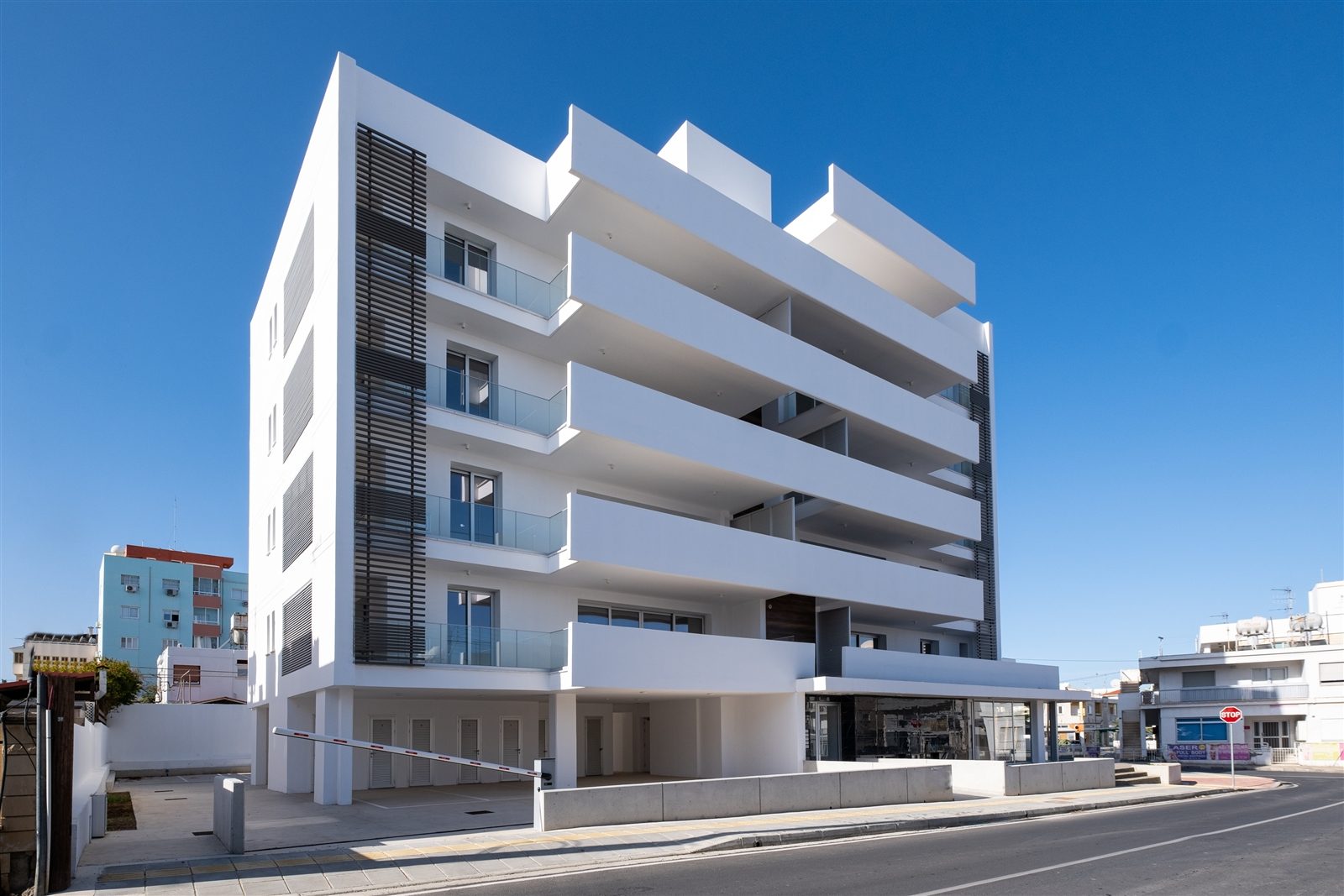 3 BR Apartment in Strovolos, Nicosia photo 2