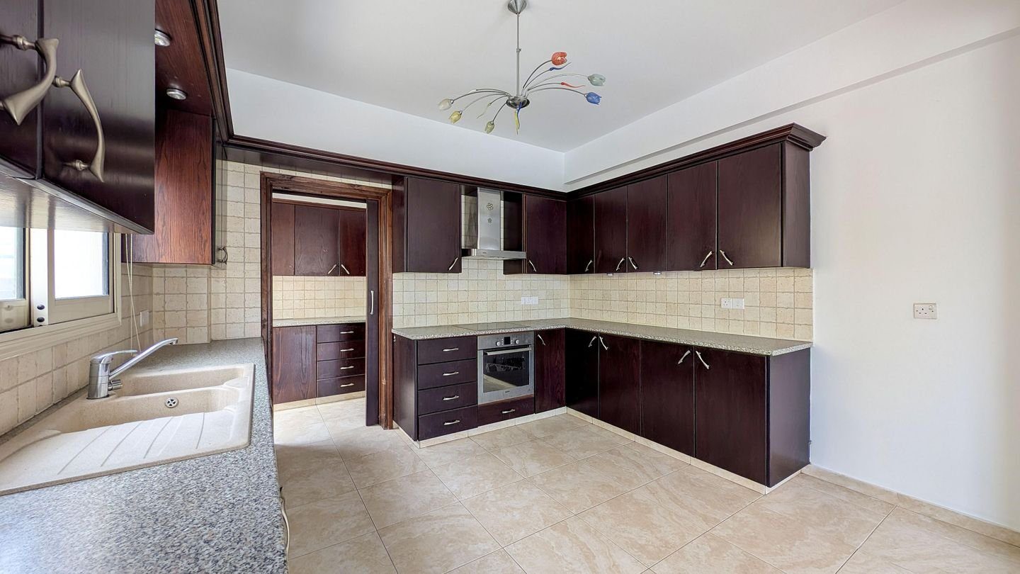 Three-Bedroom House in Apostolos Loukas Quarter, Aradippou, Larnaca photo 13