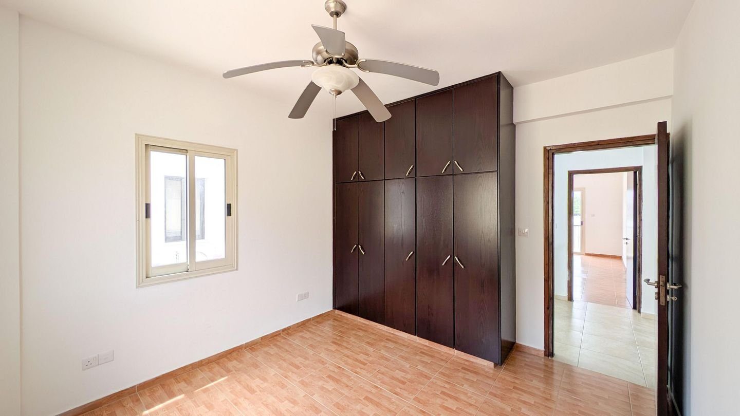 Three-Bedroom House in Apostolos Loukas Quarter, Aradippou, Larnaca photo 15