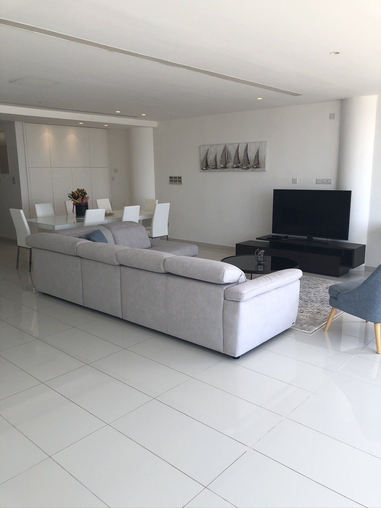 3 BR Penthouse in Arch Makarios III, Larnaca photo 2