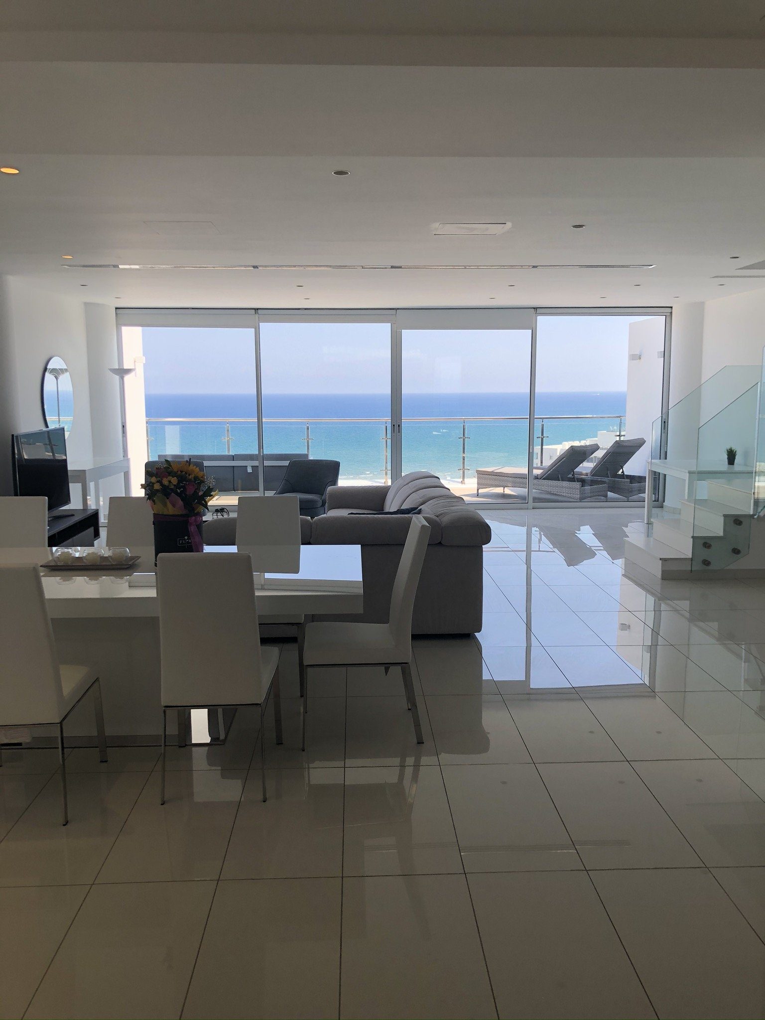 3 BR Penthouse in Arch Makarios III, Larnaca photo 1