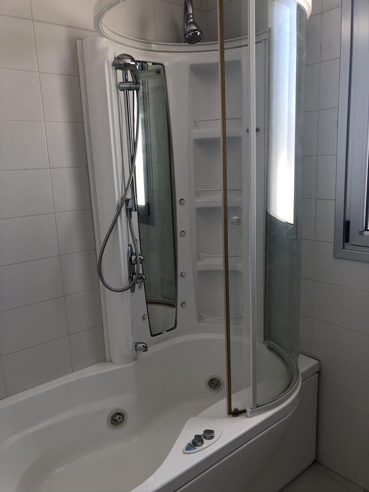 3 BR Penthouse in Arch Makarios III, Larnaca photo 18