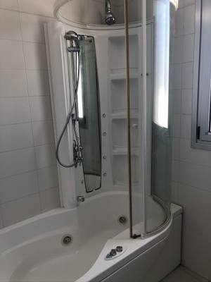 3 BR Penthouse in Arch Makarios III, Larnaca thumbnail 18