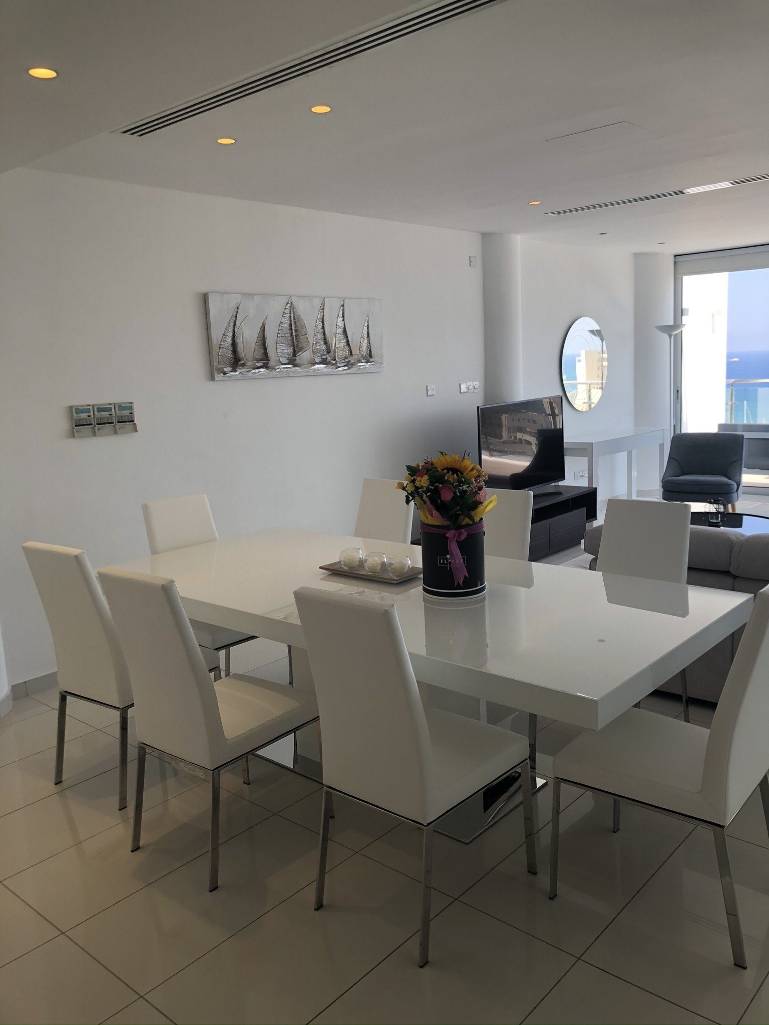 3 BR Penthouse in Arch Makarios III, Larnaca photo 4