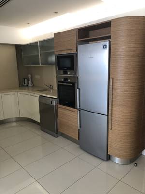 3 BR Penthouse in Arch Makarios III, Larnaca thumbnail 9