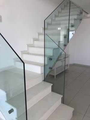 3 BR Penthouse in Arch Makarios III, Larnaca thumbnail 8