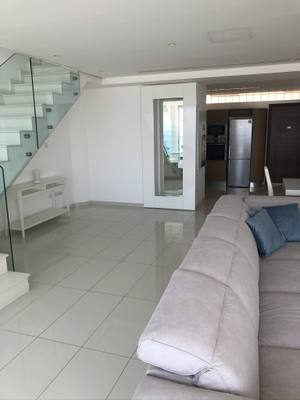 3 BR Penthouse in Arch Makarios III, Larnaca thumbnail 7