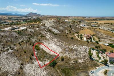 Residential field in Arediou, Nicosia thumbnail 4