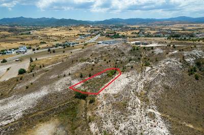 Residential field in Arediou, Nicosia thumbnail 2