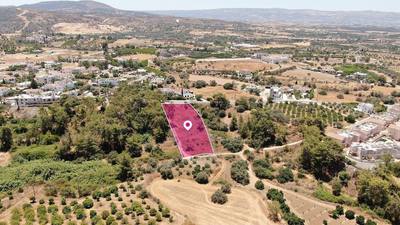 Residential field, Argaka, Paphos thumbnail 3