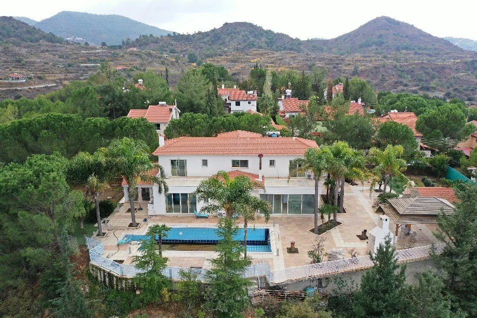 5 BR Villa in Kalo Chorio, Limassol photo 13