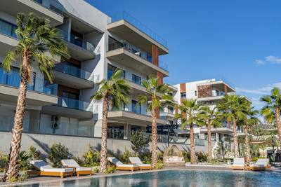 2 BR Penthouse in Mouttagiaka, Limassol thumbnail 2