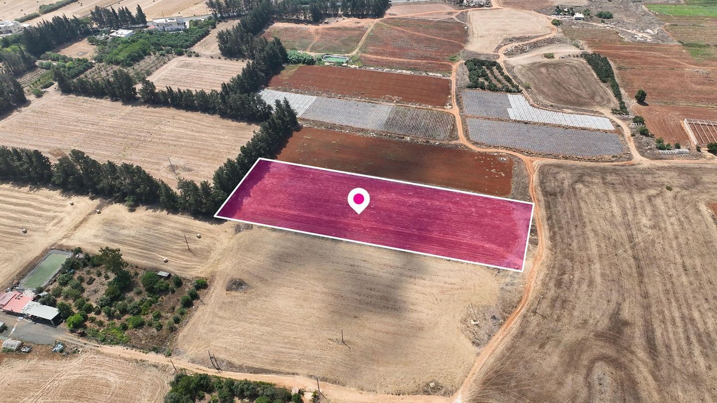 Agricultural field in Deryneia, Ammochostos photo 2